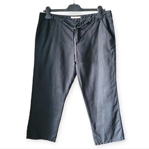 Camaieu Baggy Linen Blend Capri Shorts in black size medium